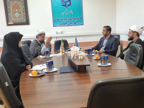 دیدار مشاور استاندار در روابط عمومی استانداری خراسان جنوبی با سرپرست مدیریت امور پردیسهای دانشگاه فرهنگیان  3