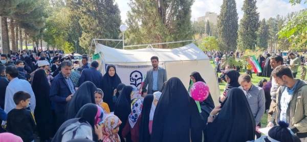 حضوردرراهپیمایی مراسم 13آبانماه  6