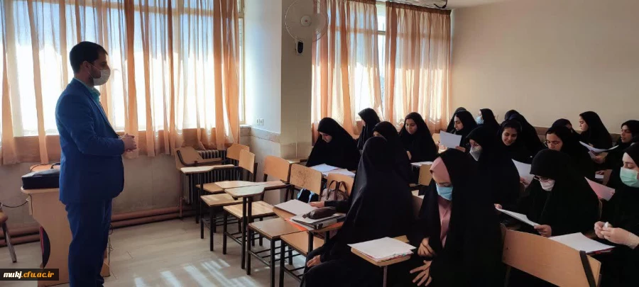 تبیین برنامه های واحد پژوهش دانشگاه فرهنگیان برای دانشجومعلمان مرکز آموزش بنت الهدی صدر فردوس  2