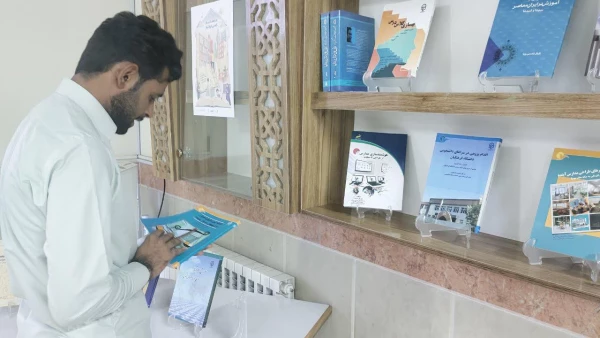 برگزاری نمایشگاه کتاب به مناسبت هفته کتاب و کتابخوانی 4