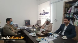 حجت الاسلام والمسلمین اکبری مطلق سرپرست پردیس های دانشگاه فرهنگیان استان با علی پور مدیر موسسه خیریه و عام المنفه دارالاکرام شعبه خراسان جنوبی دیدار کرد 3