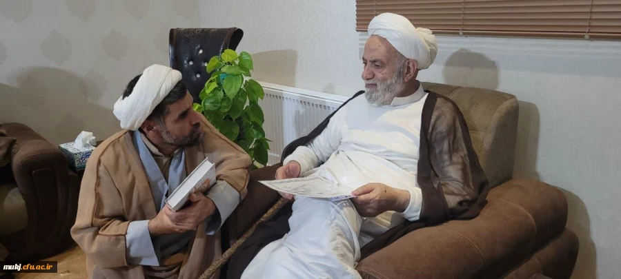 سرپرست مدیریت امور پردیس های دانشگاه فرهنگیان خراسان جنوبی با حجت الاسلام والمسلمین قرائتی دیدار و گفتگو کرد 3