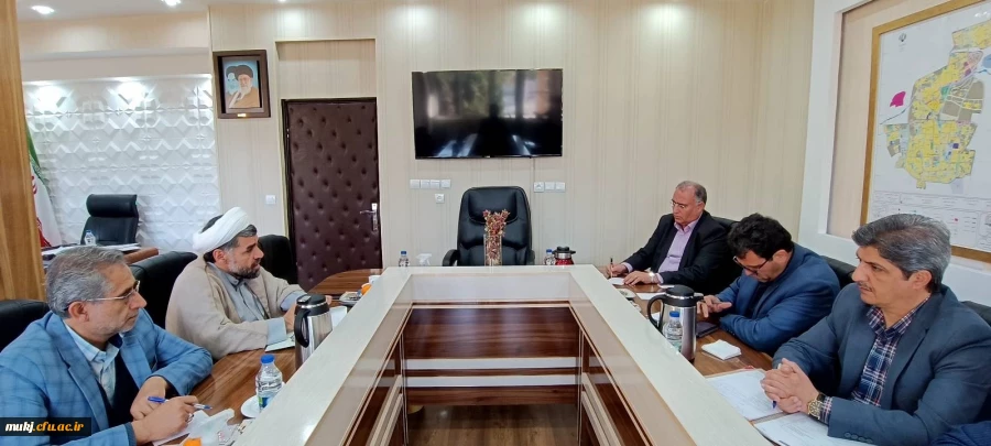 سرپرست پردیس های دانشگاه فرهنگیان خراسان جنوبی با شهردار بیرجند دیدار کرد 2