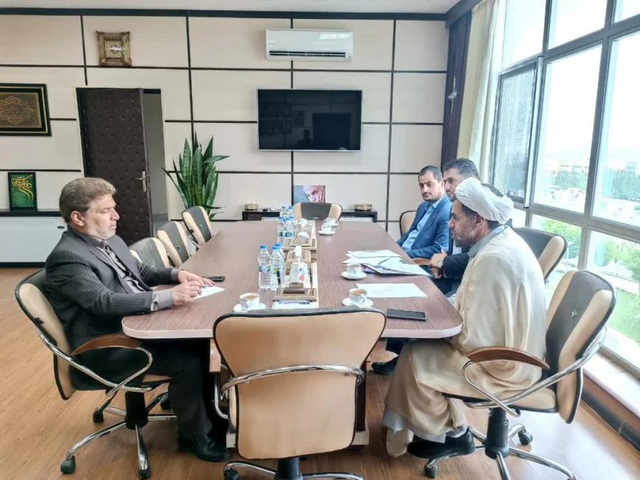 
دیدار سرپرست مدیریت امور پردیس های دانشگاه فرهنگیان خراسان جنوبی با رئیس دانشگاه بیرجند 2