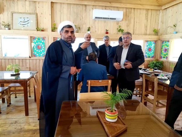  بازدید مدیران استانی بازدید مدیران استانی امور پردیس های دانشگاه فرهنگیان کشور از نمایشگاه مهدویت اصفهان 
 5