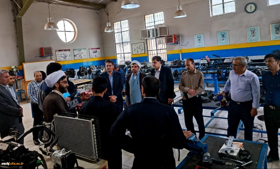 بازدید سرپرست دانشگاه فرهنگیان خراسان جنوبی از مرکز آموزش فنی و حرفه ای استان 2