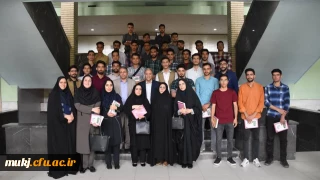 به میزبانی پردیس شهیدان پاک نژاد دانشگاه فرهنگیان یزد انجام گرفت؛

دوره مشترک توانمندسازی دانشجومعلمان رشته آموزش ابتدایی