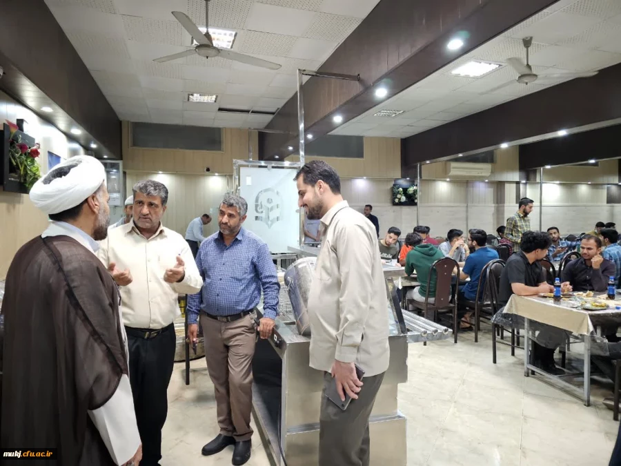 بازدید رئیس امور پردیس های دانشگاه فرهنگیان از سلف سرویس پردیس شهید باهنر بیرجند 2