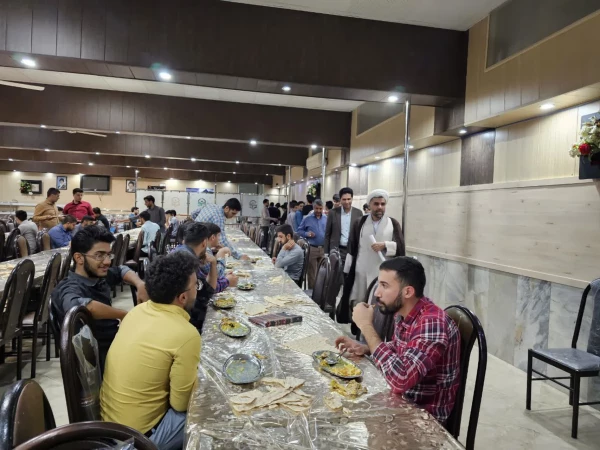 بازدید رئیس امور پردیس های دانشگاه فرهنگیان از سلف سرویس پردیس شهید باهنر بیرجند 4