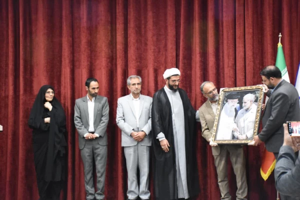 تجلیل دانشگاه فرهنگیان خراسان جنوبی از عملیات غرورآفرین وعده صادق و مسئول ناحیه بسیج دانشجویی خراسان جنوبی 2