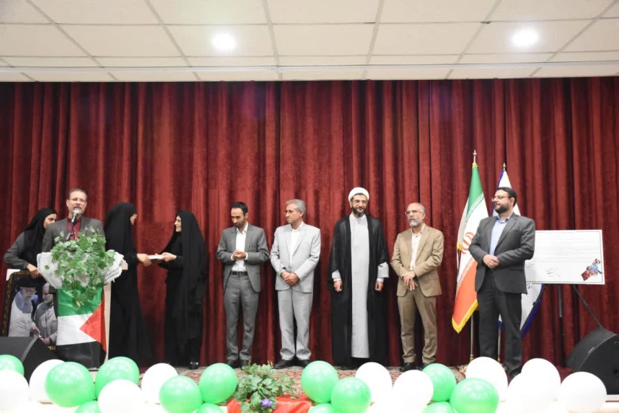 تجلیل دانشگاه فرهنگیان خراسان جنوبی از عملیات غرورآفرین وعده صادق و مسئول ناحیه بسیج دانشجویی خراسان جنوبی 3