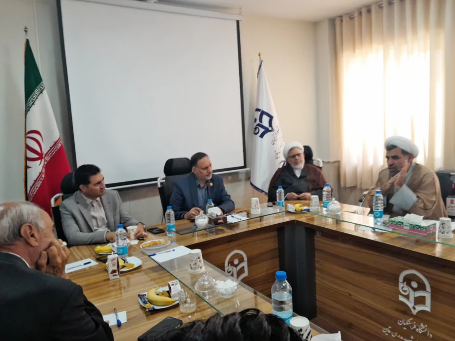 بازدید و دیدار گنجی؛ مشاور عالی رئیس دانشگاه فرهنگیان از مرکز آموزش عالی شهید مدرس قائن 8