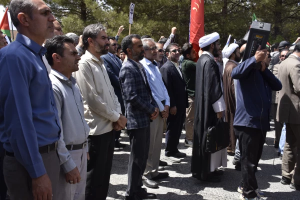 حضور کارکنان، اساتید و دانشجومعلمان دانشگاه فرهنگیان استان خراسان جنوبی در تجمع اعتراضی دانشگاه های بیرجند در محکومیت جنایات رژیم صهیونیستی، دفاع از مردم مظلوم غزه و حمایت از محور مقاومت  2