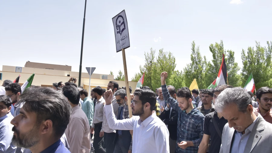 حضور کارکنان، اساتید و دانشجومعلمان دانشگاه فرهنگیان استان خراسان جنوبی در تجمع اعتراضی دانشگاه های بیرجند در محکومیت جنایات رژیم صهیونیستی، دفاع از مردم مظلوم غزه و حمایت از محور مقاومت  6