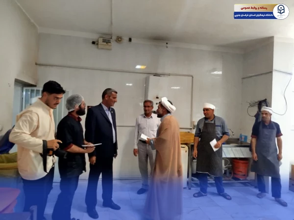 تقدیر از کارگزاران بخش خدمات ( طبخ و توزیع ) در پردیس شهید باهنر 2