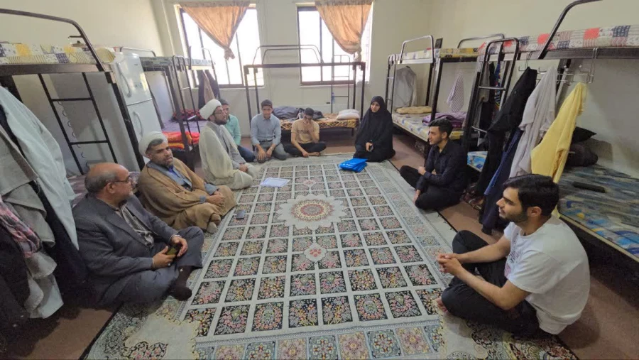 حضور مدیریت امور پردیس های دانشگاه فرهنگیان خراسان جنوبی در سراهای خوابگاهیِ مرکز آموزش عالی شهید مدرس قائن 4