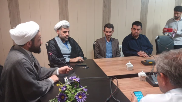 رئیسی عزیز، خستگی نمی شناخت / مقام معظم رهبری ( مدظله العالی ) 4