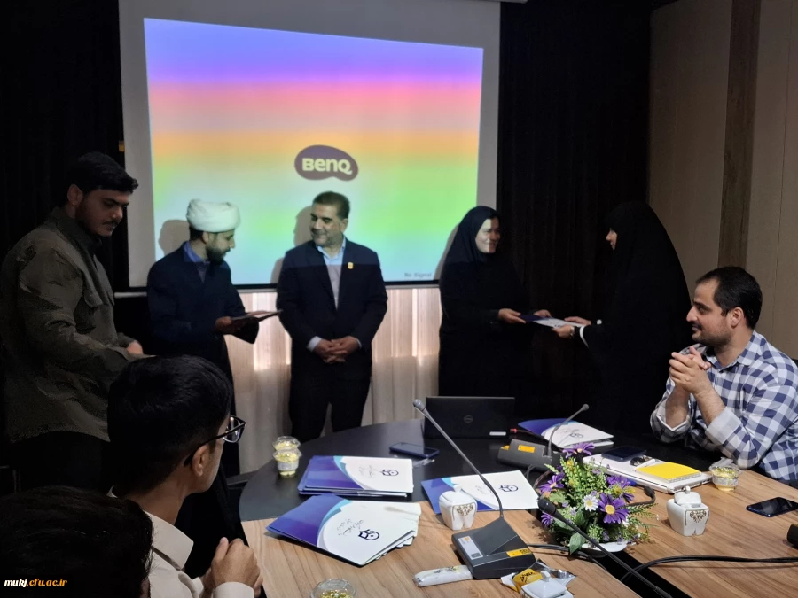 روز ارتباطات و روابط عمومی فقط یک برگه در تقویم نیست؛ یک فصل از هنر، دانش و منش است  دکتر اکبری مطلق 5