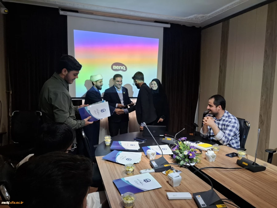 روز ارتباطات و روابط عمومی فقط یک برگه در تقویم نیست؛ یک فصل از هنر، دانش و منش است  دکتر اکبری مطلق 6