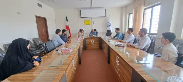 برنامه  ریزی و تصمیم  گیری در مورد طرح  ها و برنامه  های قرآنی در مرکز شهید مدرس قاین 2