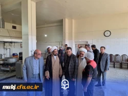 توزیع هزار و ۷۰۰ پرس غذایِ گرم به همت مرکز آموزش عالی شهید مدرس قاینات : 
 2